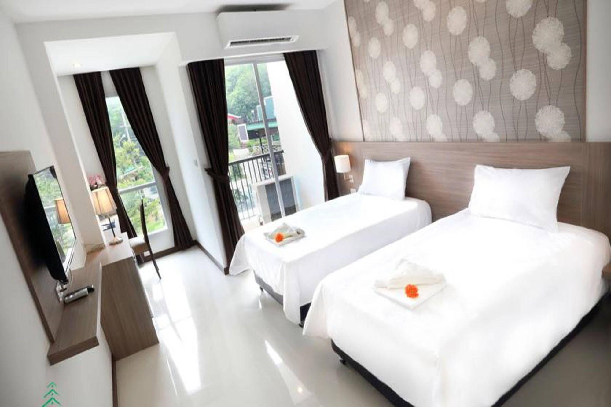 The Pino Hotel Pakchong Luaran gambar